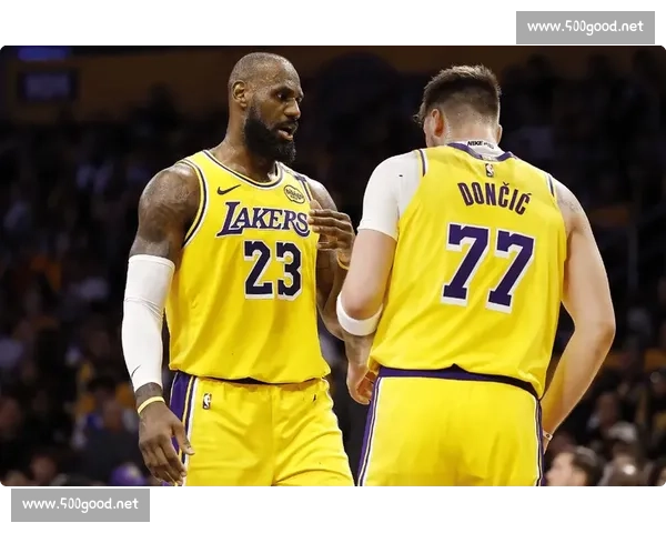 湖人与热火总决战:谁能书写新的NBA王朝传奇